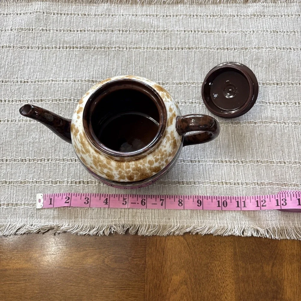 VINTAGE MID‎ CENTURY CERAMIC STRIPED TEAPOT MADE IN ENGLAND